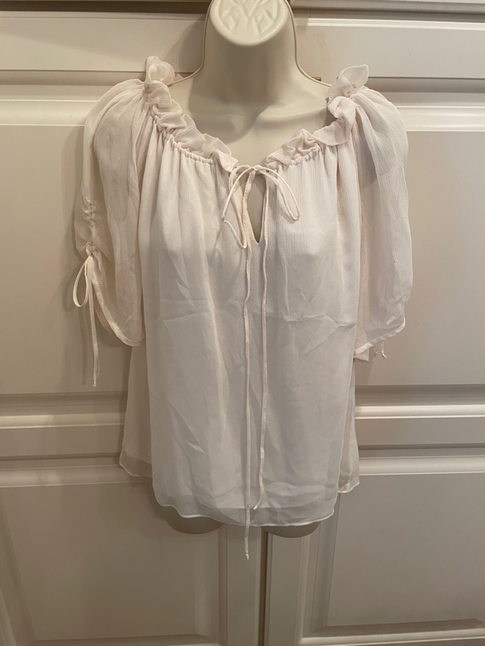 Milly cream silk blouse sz 4